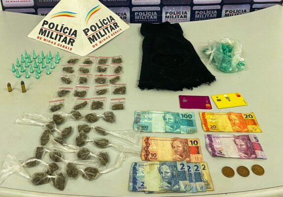 pm-aprende-drogas-e-municoes-apos-denuncia-no-gabiroba