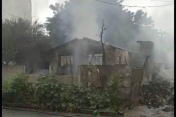 Ipatinga: Bombeiros combatem incêndio em residência