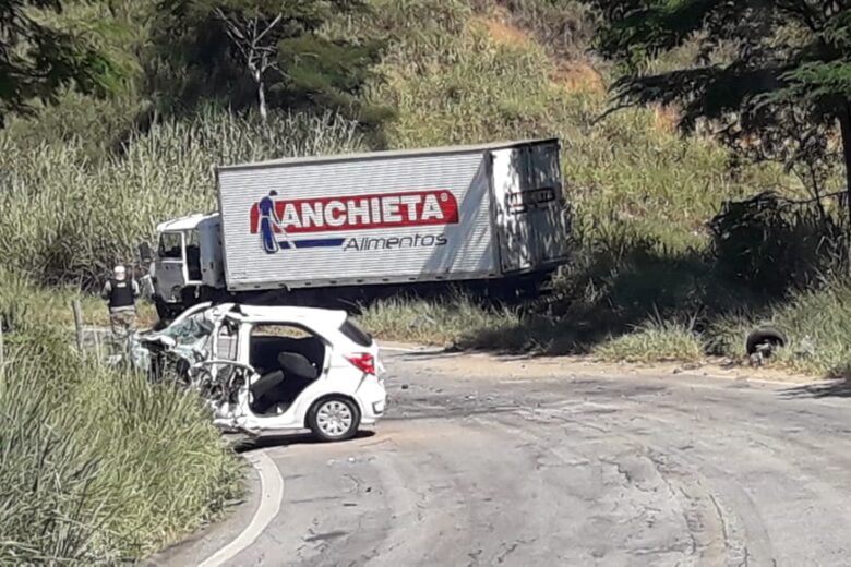 Grave acidente provoca morte e deixa feridos na MGC-120, em Ferros