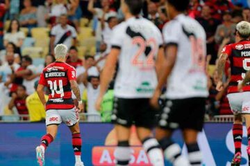 Flamengo vence Vasco em jogo de 5 gols e abre vantagem na semi do Carioca