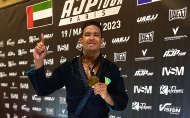 Monlevadense John Maycon ganha ouro e prata no Internacional de Jiu-Jitsu, em Paris