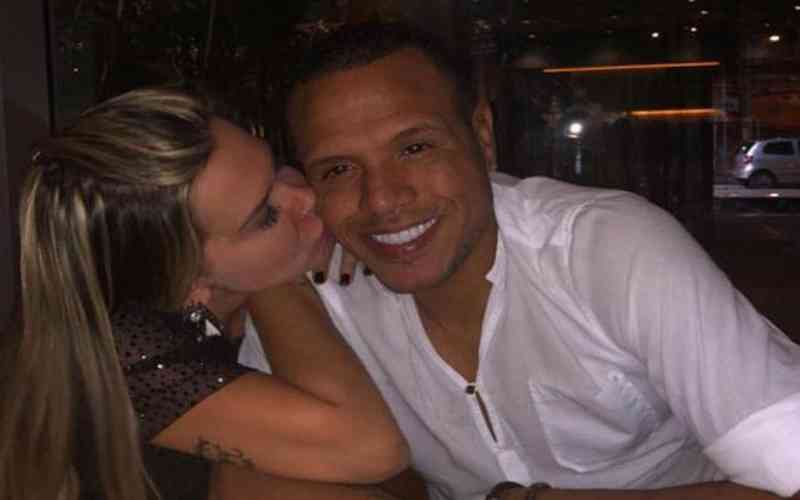 Ex-esposa de Luis Fabiano manda recado após traição: ‘O karma vem’ Ex-esposa de Luis Fabiano manda recado após traição: ‘O karma vem’