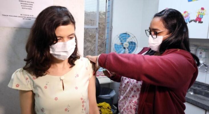 vacinação contra Meningite C