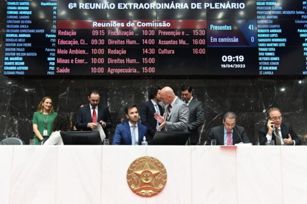 deputados não aprovam reajuste do salário