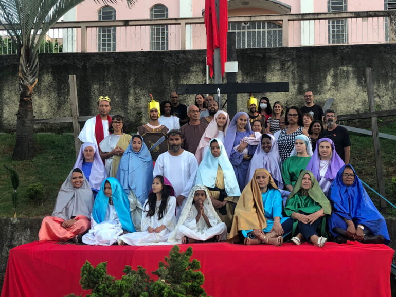 É hoje! Tradicional encenação da Paixão de Cristo marca Sexta-Feira Santa em Monlevade
