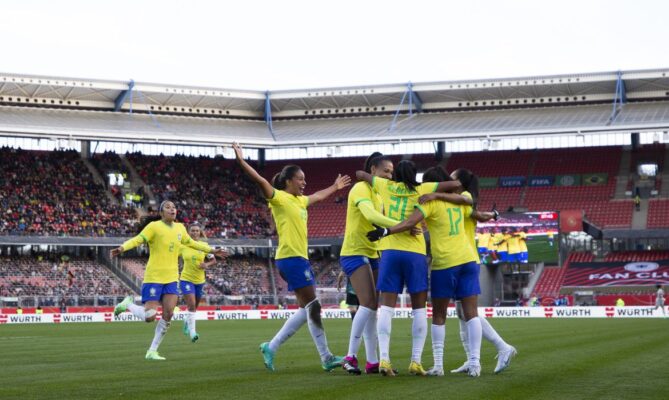 Goooool... do Brasil! Seleção feminina bate Alemanha em último teste antes da Copa