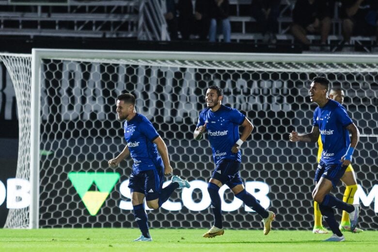 Cruzeiro vence RB Bragantino por 3 a 0 e embala segunda vitória seguida no Brasileirão