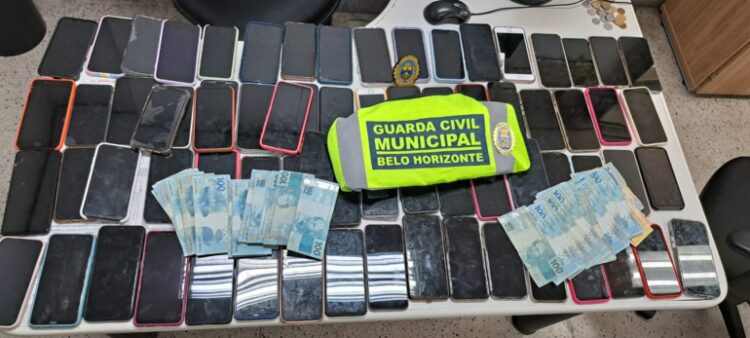 celulares recuperados pela Guarda Municipal