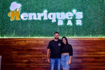 Amizade que virou negócio: dupla inaugura o Henrique’s Bar em Itabira