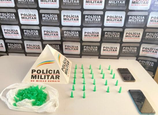 Mulher e adolescente são presos por tráfico de droga em Santa Bárbara