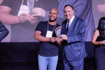 Sidney do Salão recebe Troféu Personalidades do Brasil por idealização do projeto ‘Cabeça Feita’