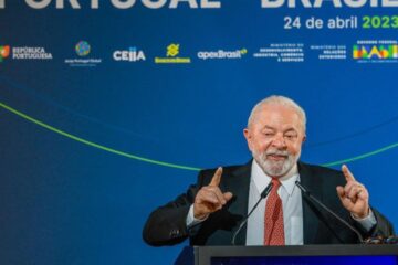 Direita portuguesa convoca manifestação contra Lula