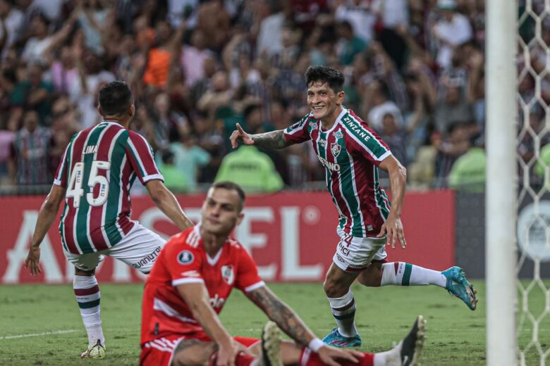 Com três gols de Cano, Fluminense goleia River Plate na Libertadores