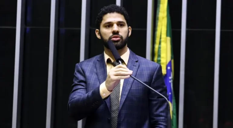 Ex-deputado federal David Miranda morre aos 37 anos