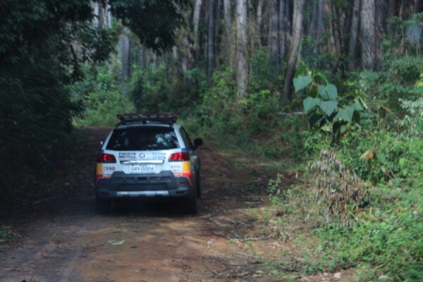 veiculo-de-entrega-da-magalu-e-roubado-em-itabira