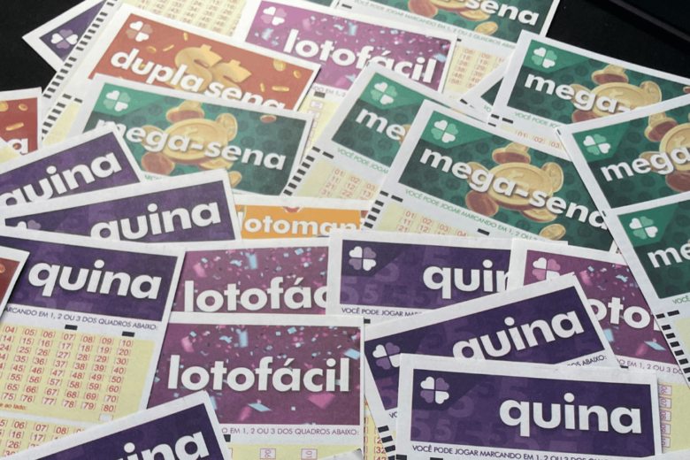 Prêmio de R$105 mi da Mega-Sena será sorteado hoje