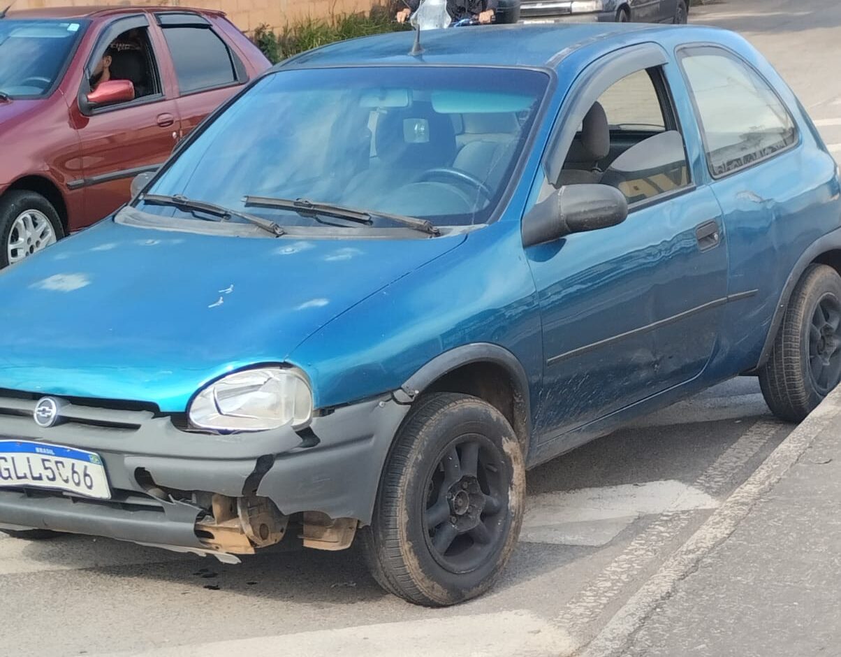 Motociclista fica ferido em acidente na avenida Cristina Gazire