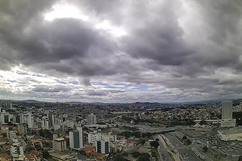 Belo Horizonte pode ter 20 mm de chuva até esta terça-feira