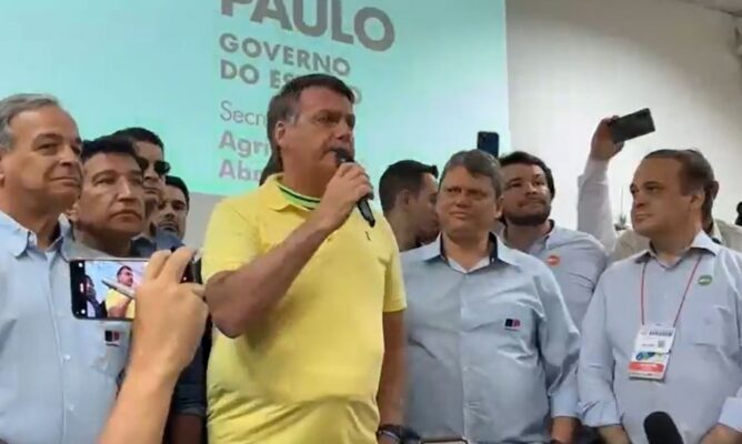 Na Agrishow, Bolsonaro reforça importância do agronegócio e elogia gestão de Tarcísio de Freitas em SP