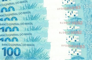 Polícia Federal prende homem com R$ 1 mil em notas falsas em João Monlevade