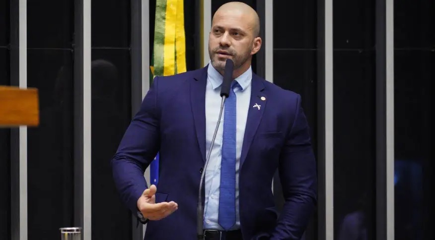 Moraes determina execução da condenação de Daniel Silveira