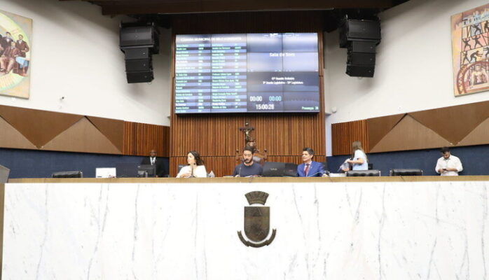 projeto de lei da passagem de ônibus é aprovado em 1 turno