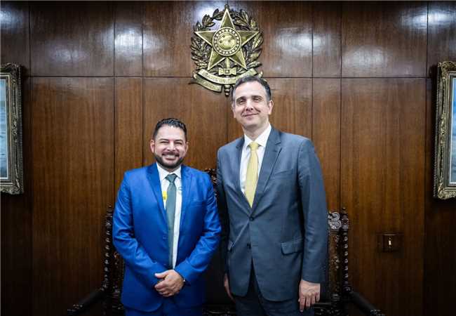 Prefeito de Santana do Paraíso se reúne com Rodrigo Pacheco, presidente do Senado