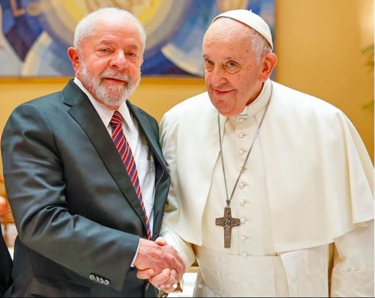 Lula vai se encontrar com o Papa no Vaticano