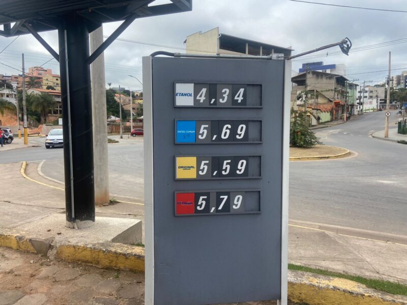 Até a manhã desta sexta, reajuste no preço da gasolina ainda não havia ocorrido nos postos de Itabira