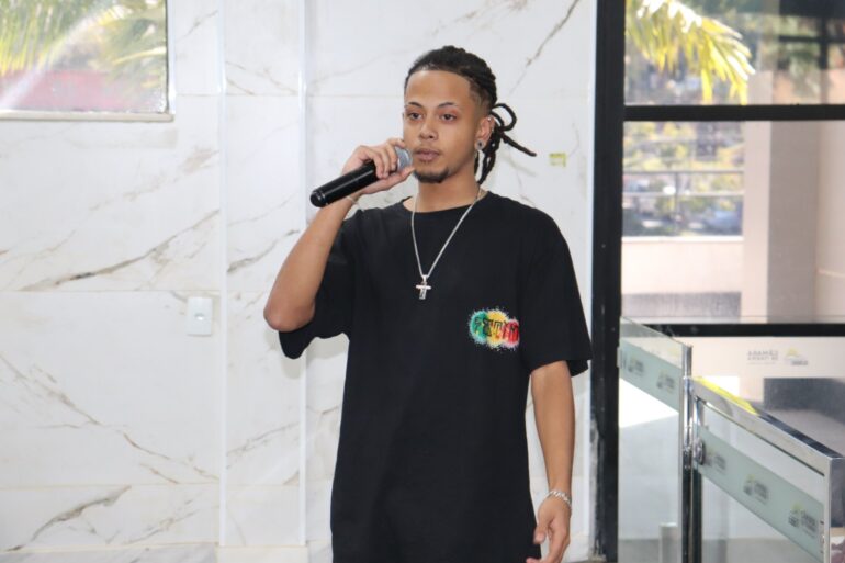 Na Câmara, líder do movimento hip hop em Itabira questiona repressões policiais