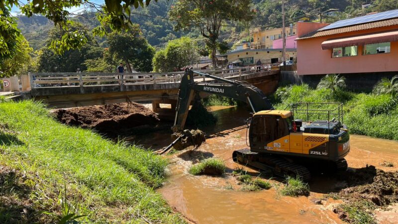 Começa a construção da nova ponte central de Santa Maria de Itabira