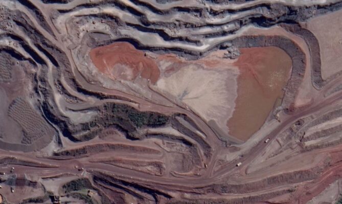 Mineradora ArcelorMittal pagará R$ 300 mi para reparar danos em Minas Gerais