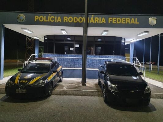 PRF apreende veículo com mais de R$24 mil em multas na BR-381