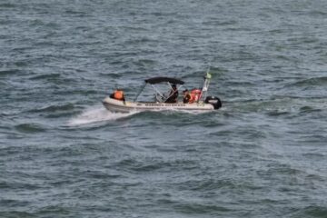 Pescador narra angústia e perda de companheiros após ficar 48h à deriva em alto-mar