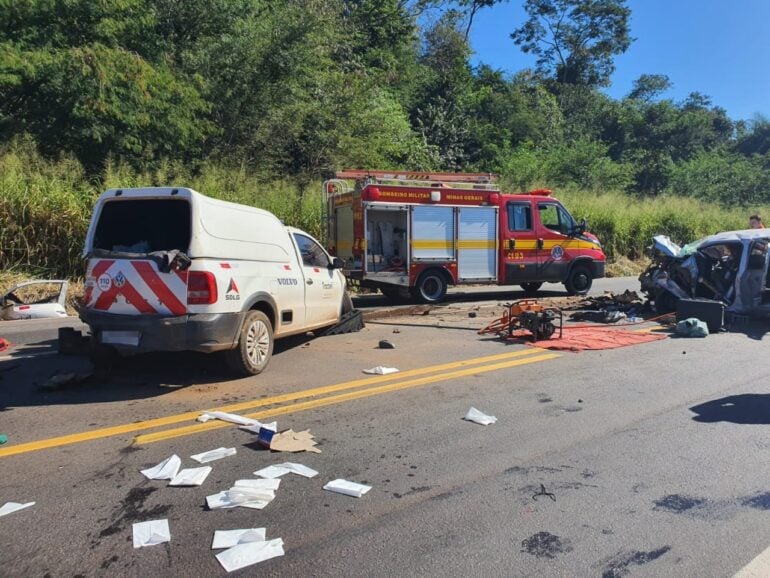 Grave acidente na BR-381 interdita rodovia nesta segunda-feira