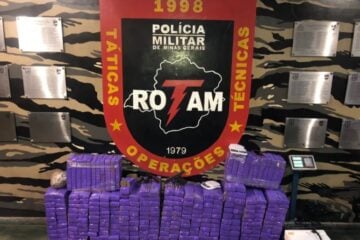 Caminhão que transportava grama é parado em blitz na BR-267 e policias encontram mais de mil tabletes de maconha