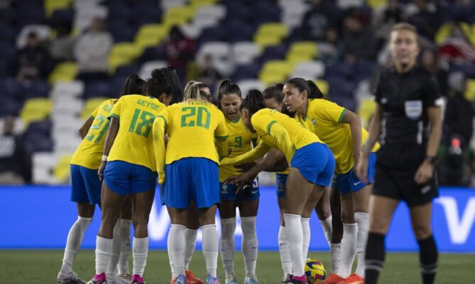 Seleção feminina de futebol é convocada para a Copa do Mundo; confira a lista