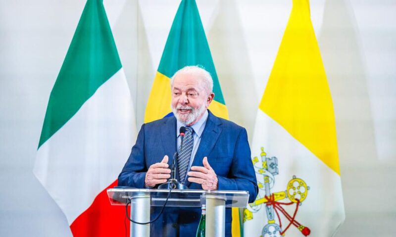 Em Roma, Lula demonstra irritação com proposta da União Europeia e manutenção da taxa de juros no Brasil