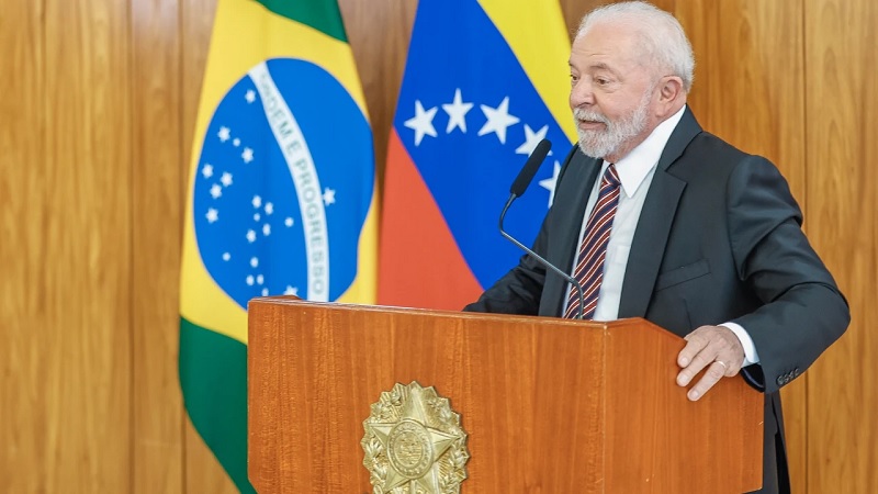 Na Bélgica, Lula pede alívio das sanções econômicas à Venezuela