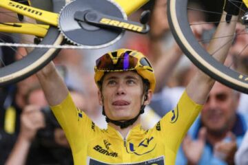 Ciclismo: dinamarquês Jonas Vingegaard conquista o bicampeonato da Volta da França