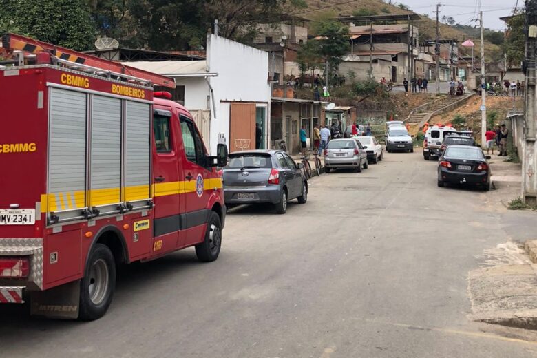 Homem é encontrado morto dentro de córrego