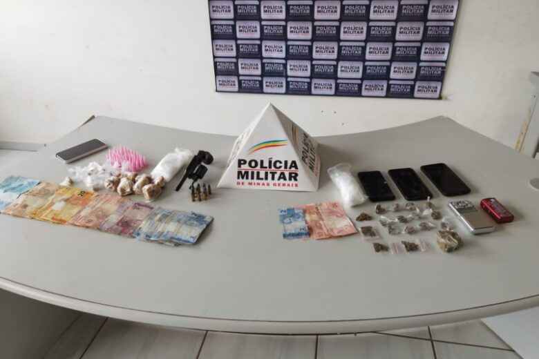 Operação contra o tráfico de drogas resulta em prisões e apreensão de armas