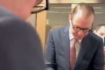 Promotoria denuncia empresário que ameaçou Zanin no Aeroporto Juscelino Kubitschek, em Brasília