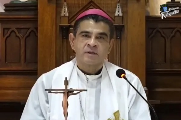 Bispo se recusa a deixar Nicarágua e volta a ser preso horas depois