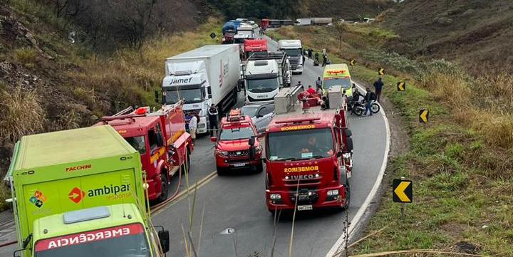 Atenção: trânsito é liberado na BR-381, em São Gonçalo