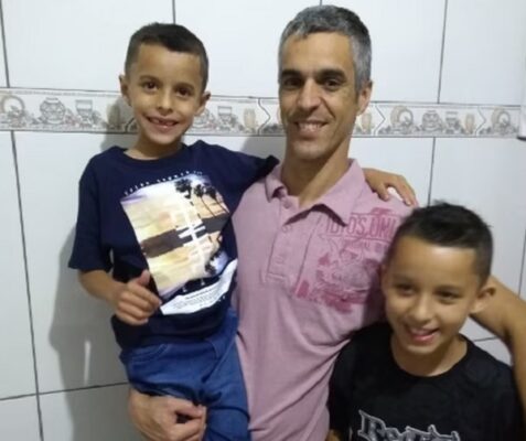 Irmãos 11 e 16 anos morrem após se afogarem em praia de Maragogi