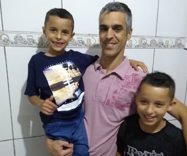 Irmãos 11 e 16 anos morrem após se afogarem em praia de Maragogi