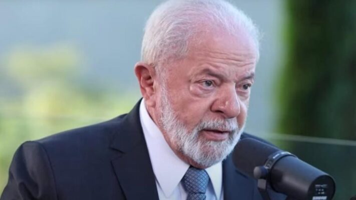 Lula cobra articulação política de ministros