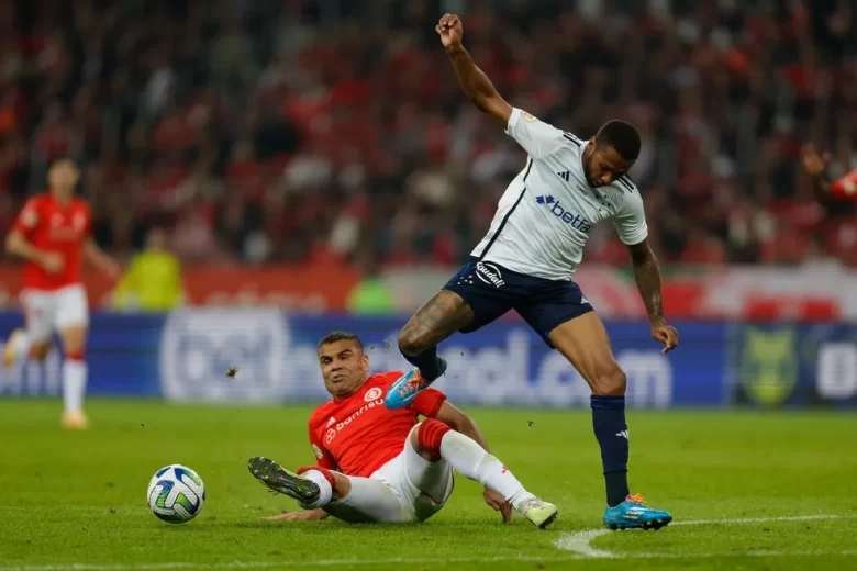 Com um a mais, Inter não sai do 0 a 0 contra o Cruzeiro no Beira-Rio