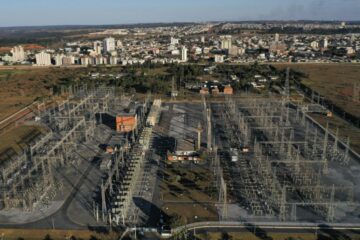 Brasil registra apagão em vários estados na manhã desta terça-feira